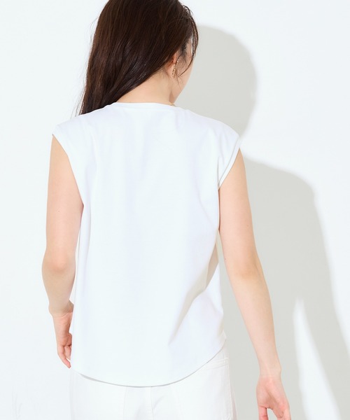 coca(coca)(コカ)の「【伊藤千晃様着用】接触冷感ノースリーブTシャツ(Tシャツ/カットソー・レディース・ブラック/ホワイト・L/S/M)」の10枚目の写真