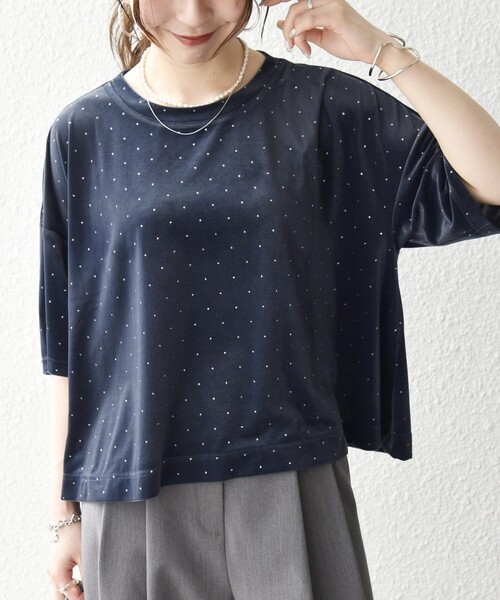 SHIPS any(シップス エニィ)の「SHIPS any:〈洗濯機可能〉ポリエステルベロア ラメ ドット ワイド カットソー(Tシャツ/カットソー・レディース・ネイビー/ベージュ・ONE SIZE)」の11枚目の写真