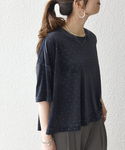 SHIPS any(シップス エニィ)の「SHIPS any:〈洗濯機可能〉ポリエステルベロア ラメ ドット ワイド カットソー(Tシャツ/カットソー・レディース・ネイビー/ベージュ・ONE SIZE)」の12枚目の写真