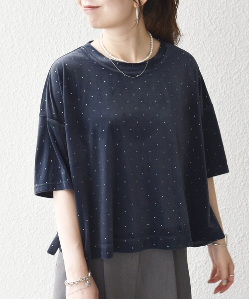 SHIPS any(シップス エニィ)の「SHIPS any:〈洗濯機可能〉ポリエステルベロア ラメ ドット ワイド カットソー(Tシャツ/カットソー・レディース・ネイビー/ベージュ・ONE SIZE)」の15枚目の写真