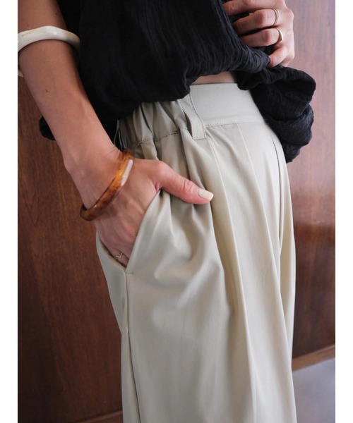 TRUNC(トランクエイティーエイト)の「Ice Touch Wide Straight Pants(その他パンツ・レディース・ベージュ/ブラック・FREE)」の18枚目の写真
