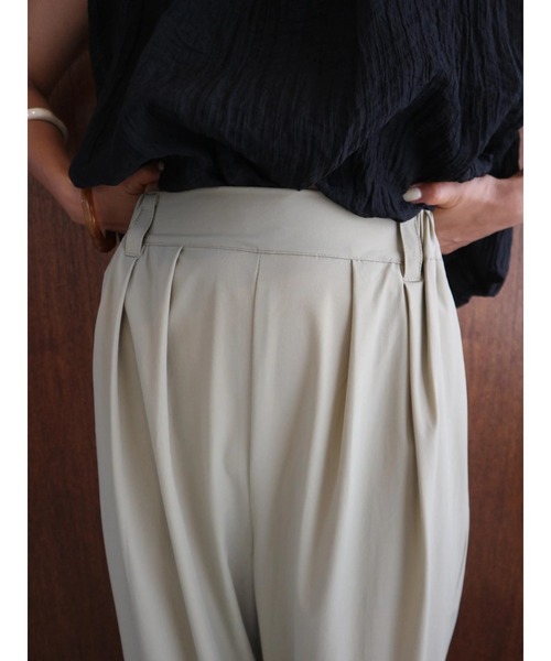 TRUNC(トランクエイティーエイト)の「Ice Touch Wide Straight Pants(その他パンツ・レディース・ベージュ/ブラック・FREE)」の19枚目の写真