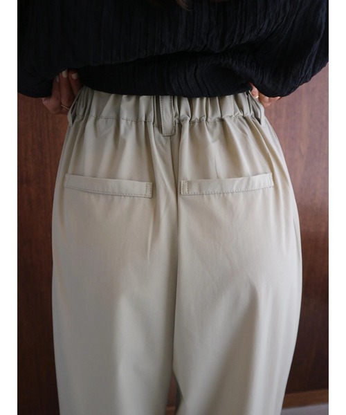 TRUNC(トランクエイティーエイト)の「Ice Touch Wide Straight Pants(その他パンツ・レディース・ベージュ/ブラック・FREE)」の20枚目の写真