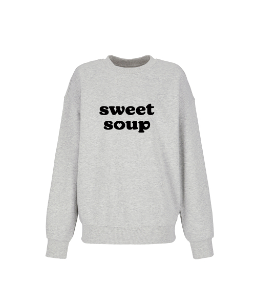 SWEET SOUP(スウィートスープ)の「スウィートハートレタリングオーバーサイズスウェットシャツ(WCRLTF2)(Tシャツ/カットソー・レディース・ブラック/チャコールグレー/ライトグレー・55/66㎝~76㎝)」の5枚目の写真