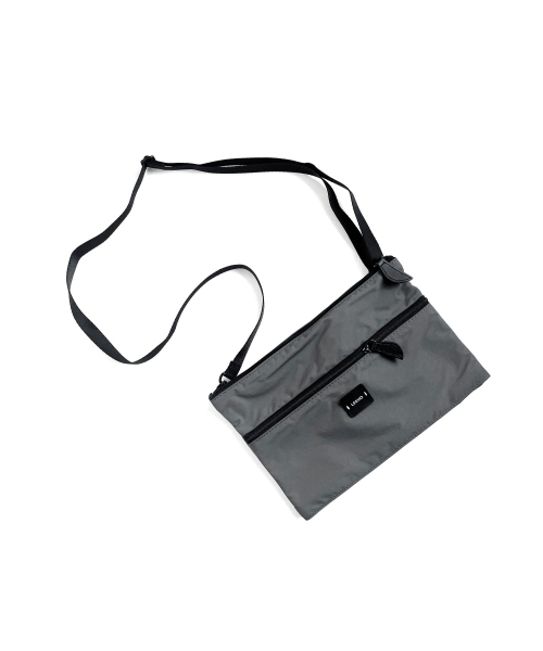 LEEHO FOR MEN(イホフォーメン)の「PASEO(grey)(メッセンジャーバッグ・メンズ・その他・FREE)」の1枚目の写真