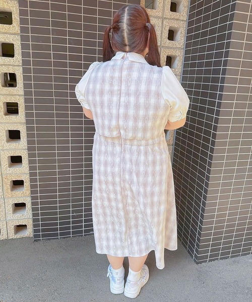 DearMyLoveWhip(ディアマイラブホイップ)の「ヨークフリルセットアップ風ドッキング半袖ワンピース【4Lー6L】(ワンピース・レディース・ブルーグレー/ブラック/ベビーピンク・4L/6L/5L)」の9枚目の写真