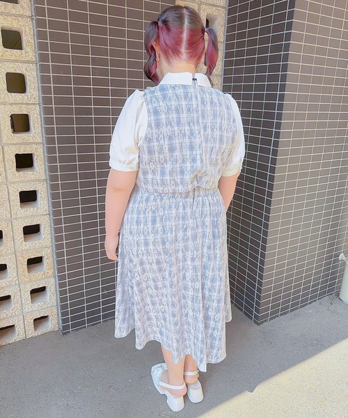 DearMyLoveWhip(ディアマイラブホイップ)の「ヨークフリルセットアップ風ドッキング半袖ワンピース【4Lー6L】(ワンピース・レディース・ブルーグレー/ブラック/ベビーピンク・4L/6L/5L)」の12枚目の写真