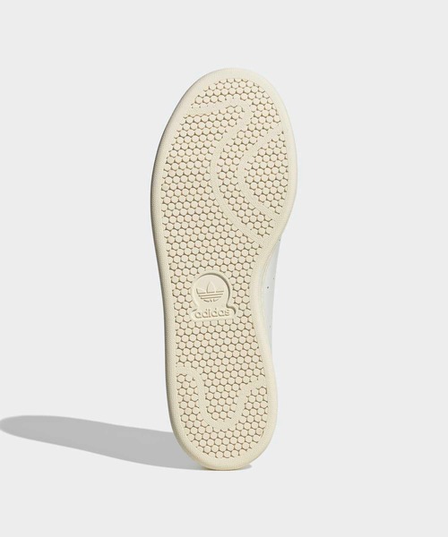adidas(アディダス)の「スタンスミス Lux / Stan Smith Lux / アディダスオリジナルス adidas Originals(スニーカー・メンズ・ホワイト・22.0cm/22.5cm/23.0cm/23.5cm/24.0cm/24.5cm/25.0cm/25.5cm/26.0cm/26.5cm/27.0cm/27.5cm/28.0cm/28.5cm/29.0cm)」の3枚目の写真