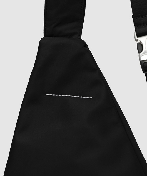 MM6 Maison Margiela(エムエムシックス メゾン マルジェラ)の「SHOULDER BAG(ショルダーバッグ・レディース・その他1・UNI)」の3枚目の写真