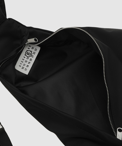 MM6 Maison Margiela(エムエムシックス メゾン マルジェラ)の「SHOULDER BAG(ショルダーバッグ・レディース・その他1・UNI)」の6枚目の写真
