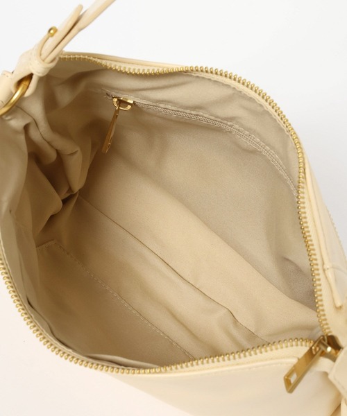LOWRYS FARM（ローリーズファーム）の「【500mlペットボトル収納可】２ＷＡＹワンショルダーＢＡＧ　1051651（ハンドバッグ・レディース・イエロー/ブラウン/ブラック・FREE）」の5枚目の写真