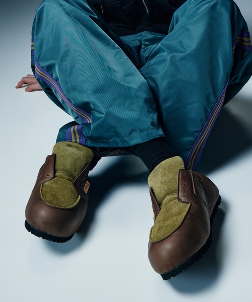 glamb(グラム)の「Chunky Slip-On / チャンキースリップオン(スリッポン・メンズ・カーキ/ベージュ/ブラック・28/25/26/27)」の1枚目の写真