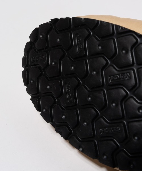 glamb(グラム)の「Chunky Slip-On / チャンキースリップオン(スリッポン・メンズ・カーキ/ベージュ/ブラック・28/25/26/27)」の11枚目の写真