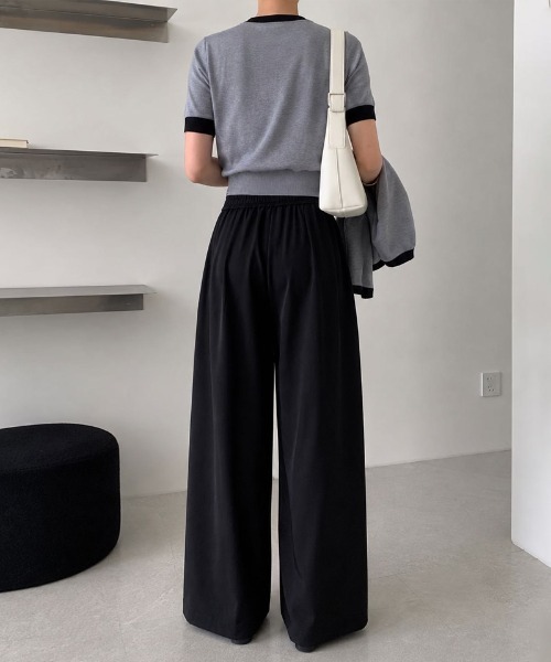 COCOMOMO(ココモモ)の「【カラー×サイズ展開あり】 ディープタックワイドスラックスパンツ タックワイドパンツ ワイドパンツ スラックス パンツ タックパンツ ストレート きれいめ オフィス オフィスカジュアル(スラックス・レディース・ダークグレー/ブラック/ブラウン・M/L/S)」の6枚目の写真