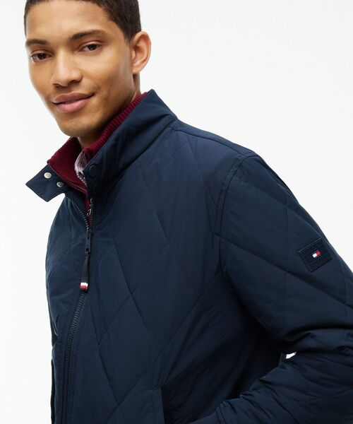 TOMMY HILFIGER(トミーヒルフィガー)の「パッカブル キルテッド ハリントン ブルゾン(その他アウター・メンズ・カーキ/ネイビー・SMALL/MEDIUM/X-LARGE/LARGE)」の5枚目の写真