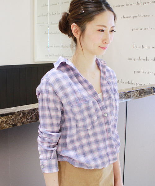 Spick & Span（スピックアンドスパン）の「ヘリンボンサッカーチェックシャツ◆（シャツ/ブラウス・レディース・オレンジ/ピンク/ブルー・FREE）」の3枚目の写真