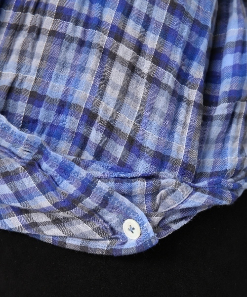 Spick & Span（スピックアンドスパン）の「ヘリンボンサッカーチェックシャツ◆（シャツ/ブラウス・レディース・オレンジ/ピンク/ブルー・FREE）」の17枚目の写真