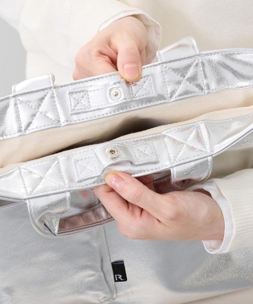 ROOTOTE（ルートート）の「ルートート / トートバッグ 合皮 自立 軽量 A5 水に強い EU.デリ.クロレ-E（トートバッグ・レディース・ブラック/グレー/グレイッシュベージュ/アイボリー/シルバー・FREE）」の16枚目の写真