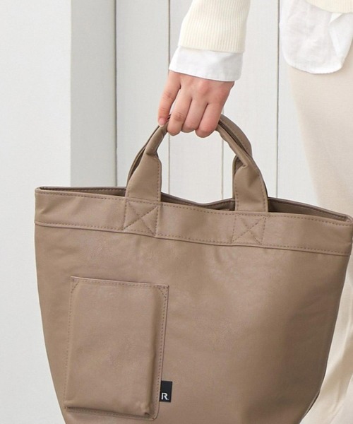 ROOTOTE（ルートート）の「ルートート / トートバッグ 合皮 自立 軽量 A5 水に強い EU.デリ.クロレ-E（トートバッグ・レディース・ブラック/グレー/グレイッシュベージュ/アイボリー/シルバー・FREE）」の9枚目の写真