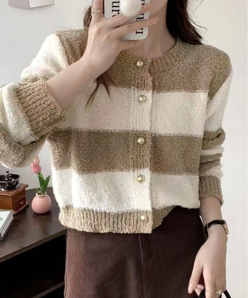 kirakiraShop(キラキラショップ)の「ボーダー柄 ニット カーディガン(カーディガン/ボレロ・レディース・ベージュ/グレー/レッド/ブラック・FREE)」の9枚目の写真