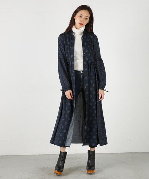 MOUSSY(マウジー)の「2WAY FLOWER DRESS(ワンピース・レディース・ブラック系その他/ダークネイビー・FREE)」の1枚目の写真