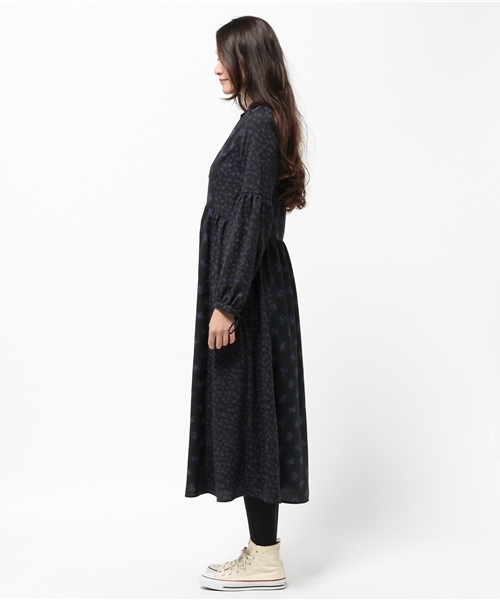 MOUSSY(マウジー)の「2WAY FLOWER DRESS(ワンピース・レディース・ブラック系その他/ダークネイビー・FREE)」の4枚目の写真