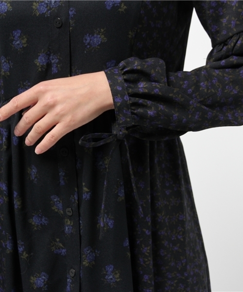 MOUSSY(マウジー)の「2WAY FLOWER DRESS(ワンピース・レディース・ブラック系その他/ダークネイビー・FREE)」の7枚目の写真