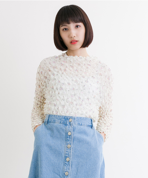 MERLOT（メルロー）の「お花柄シフォンポップコーンプルオーバー570-6527（その他トップス・レディース・ネイビー/アイボリー/ブラック・FREE）」の2枚目の写真