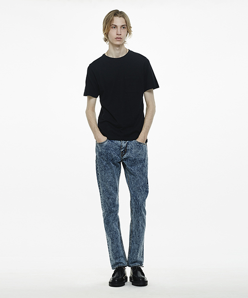 Saturdays NYC（サタデーズ ニューヨークシティ ）の「Randall Horizontal T-Shirt（Tシャツ/カットソー・メンズ・ブラック/ホワイト・X-SMALL/S/M/L/X-LARGE）」の4枚目の写真