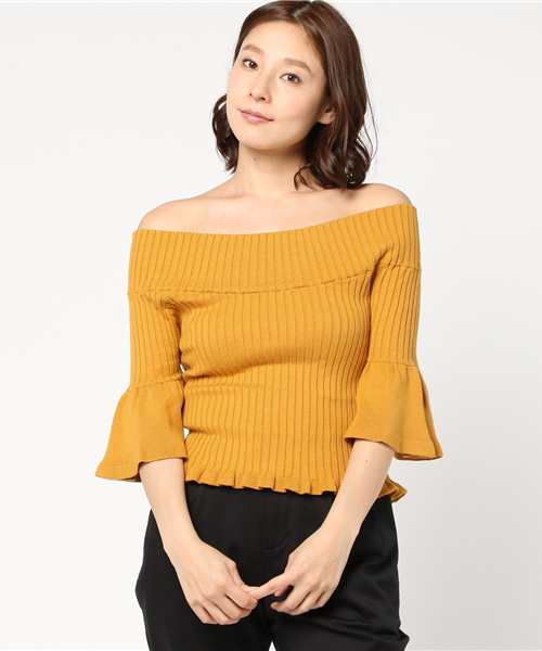 mysty woman（ミスティウーマン）の「リブ編みプレーティングフレア袖オフショルダーニット（ニット/セーター・レディース・レッド系その他/オフホワイト/イエロー/ブラック・FREE）」の12枚目の写真