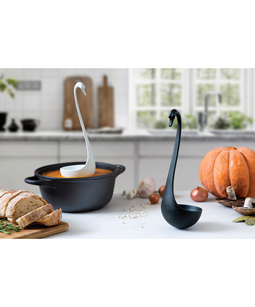 LEADWORKS（レッドワークス）の「OTOTO/フローティング レードル スワンキー ブラック（キッチンツール・レディース・ブラック・ONE SIZE）」の3枚目の写真
