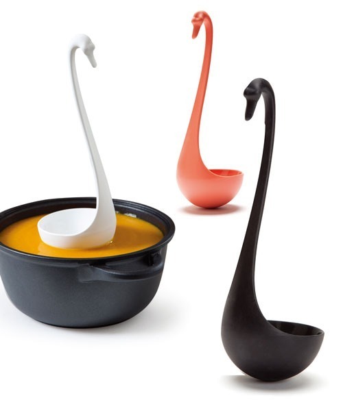 LEADWORKS（レッドワークス）の「OTOTO/フローティング レードル スワンキー ブラック（キッチンツール・レディース・ブラック・ONE SIZE）」の4枚目の写真