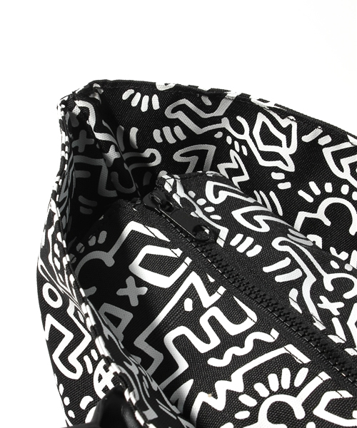 CIAOPANIC（チャオパニック）の「I HAVE LOVE and Keith Haring  コーデュラトート（トートバッグ・メンズ・ブラック・FREE）」の5枚目の写真