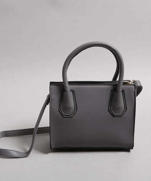 PLAIN CLOTHING（プレーンクロージング）の「モダン2wayショルダーバッグ（ショルダーバッグ・レディース・ライトグレー/ブラック/ベージュ/ネイビー/グレー/レッド/キャメル・FREE）」の3枚目の写真