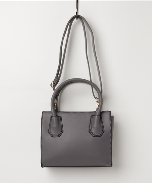 PLAIN CLOTHING（プレーンクロージング）の「モダン2wayショルダーバッグ（ショルダーバッグ・レディース・ライトグレー/ブラック/ベージュ/ネイビー/グレー/レッド/キャメル・FREE）」の18枚目の写真