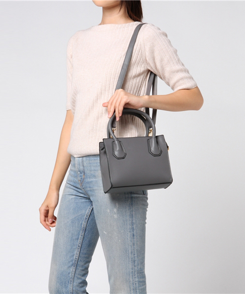 PLAIN CLOTHING（プレーンクロージング）の「モダン2wayショルダーバッグ（ショルダーバッグ・レディース・ライトグレー/ブラック/ベージュ/ネイビー/グレー/レッド/キャメル・FREE）」の11枚目の写真