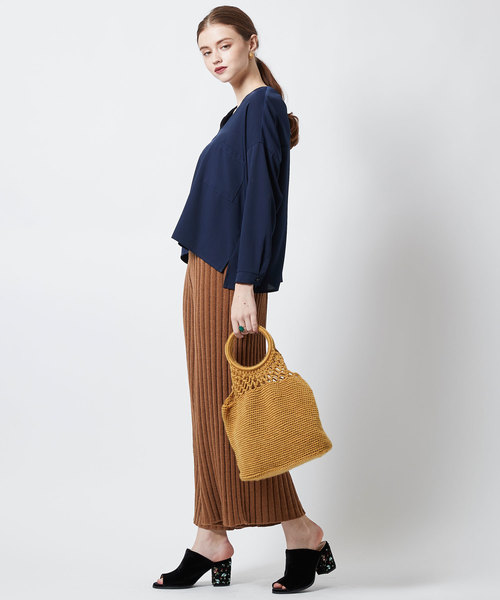 titivate(ティティベイト)の「クロシェニットトートバッグ(トートバッグ・レディース・ブラック/グレー/ネイビー/マスタード/ピンク・FREE)」の8枚目の写真