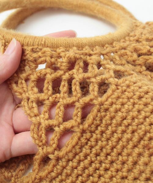 titivate(ティティベイト)の「クロシェニットトートバッグ(トートバッグ・レディース・ブラック/グレー/ネイビー/マスタード/ピンク・FREE)」の7枚目の写真