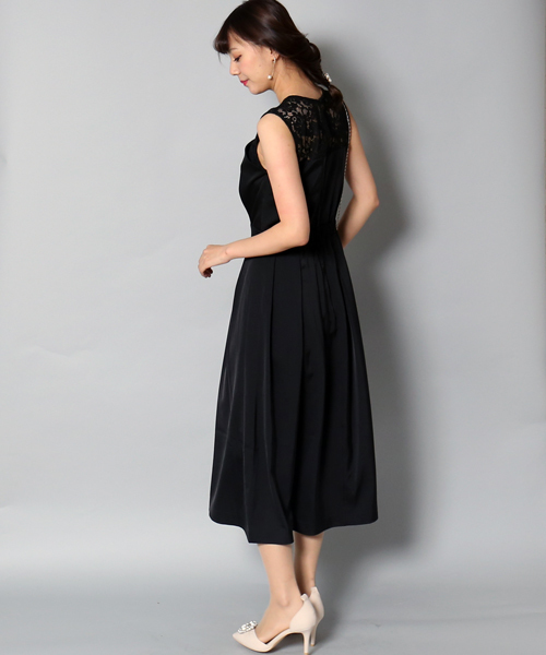 MARLENE JOBERT（マルレーヌ　ジョベル）の「ベアトップ風ワンピース（ドレス・レディース・ブラック/ベージュ/ネイビー・M/L/LL）」の5枚目の写真