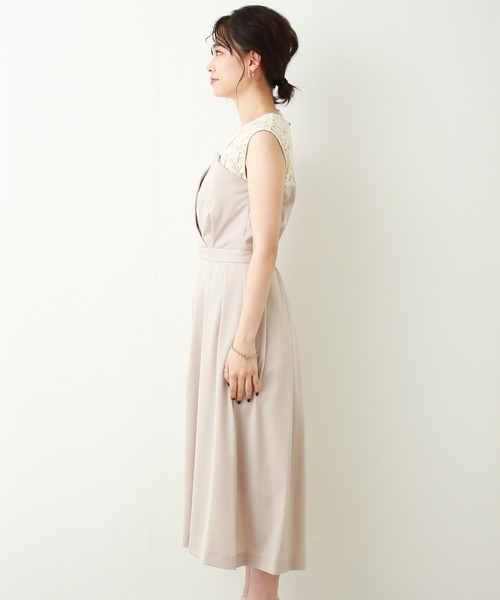 MARLENE JOBERT（マルレーヌ　ジョベル）の「ベアトップ風ワンピース（ドレス・レディース・ブラック/ベージュ/ネイビー・M/L/LL）」の17枚目の写真