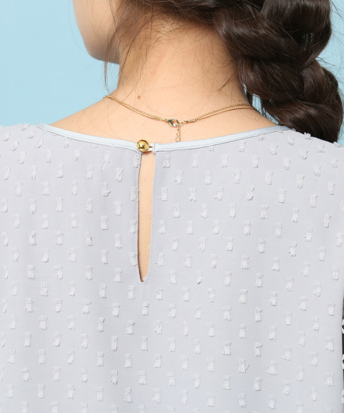 ROPE' PICNIC（ロペピクニック）の「【WEB限定】カットドビーキャンディスリーブブラウス（シャツ/ブラウス・レディース・オフホワイト/ライトグレー/イエロー・38）」の5枚目の写真