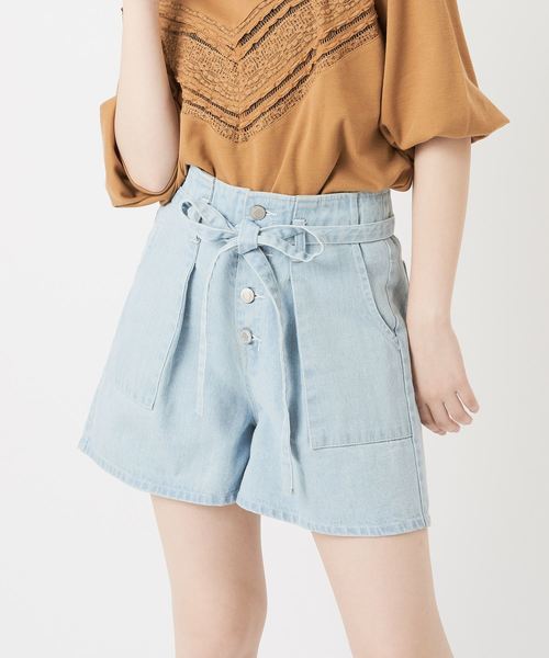 OLIVE des OLIVE（オリーブデオリーブ）の「《WEARISTA みくぴよ＊さん着用》ベイカーショートパンツ（デニムパンツ・レディース・ピンク/サックスブルー/ブルー系その他・FREE）」の2枚目の写真