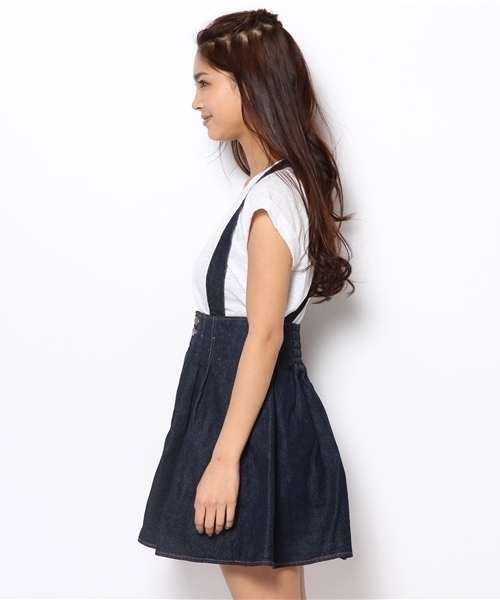 Chico（チコ）の「サス付きジャンスカ（デニムスカート・レディース・ダークブルー/ブルー/ホワイト/ネイビー・FREE）」の6枚目の写真