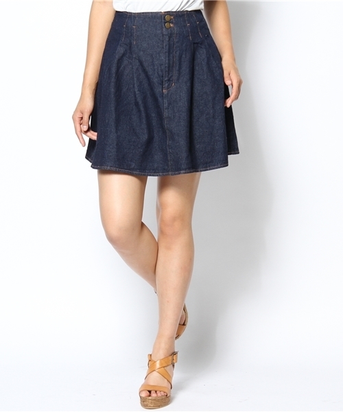 Chico（チコ）の「サス付きジャンスカ（デニムスカート・レディース・ダークブルー/ブルー/ホワイト/ネイビー・FREE）」の15枚目の写真
