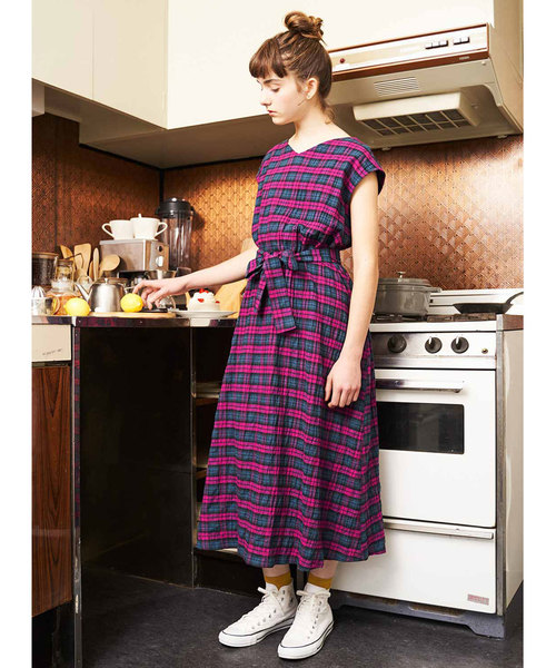 ワンピースくしゅくしゅチェックのロングワンピース ワンピース シロップ シロップ のファッション