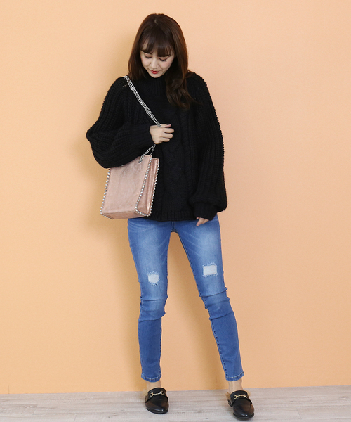 n'ee-ne（ネーネ）の「フロント編みこみロービングモックネックニット（ニット/セーター・レディース・ベージュ/ブラック/グリーン/アイボリー/モカ・FREE）」の6枚目の写真