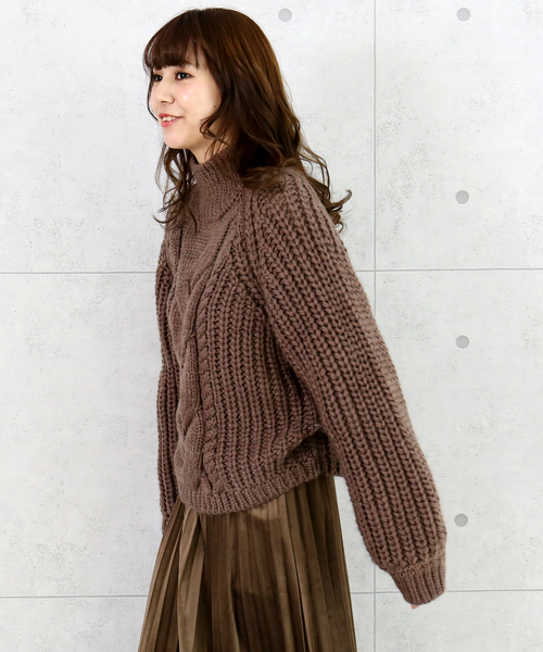 n'ee-ne（ネーネ）の「フロント編みこみロービングモックネックニット（ニット/セーター・レディース・ベージュ/ブラック/グリーン/アイボリー/モカ・FREE）」の17枚目の写真