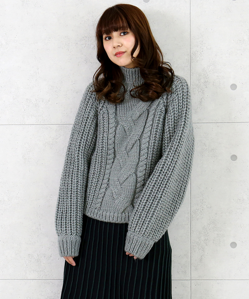 n'ee-ne（ネーネ）の「フロント編みこみロービングモックネックニット（ニット/セーター・レディース・ベージュ/ブラック/グリーン/アイボリー/モカ・FREE）」の12枚目の写真