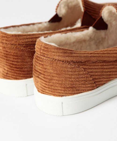 Ray BEAMS(レイビームス)の「【sweet 11月号 掲載】Ray BEAMS / コーデュロイ スリッポン(スニーカー・レディース・アイボリー/ブラウン/ネイビー・22/24/25/23)」の14枚目の写真