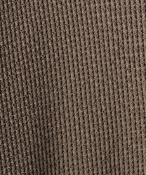 green label relaxing(グリーンレーベルリラクシング)の「SC BRING ワッフル フーディー LS / パーカー(パーカー・メンズ・モカ/ライトグレー/ブラック・LARGE/SMALL/MEDIUM)」の12枚目の写真